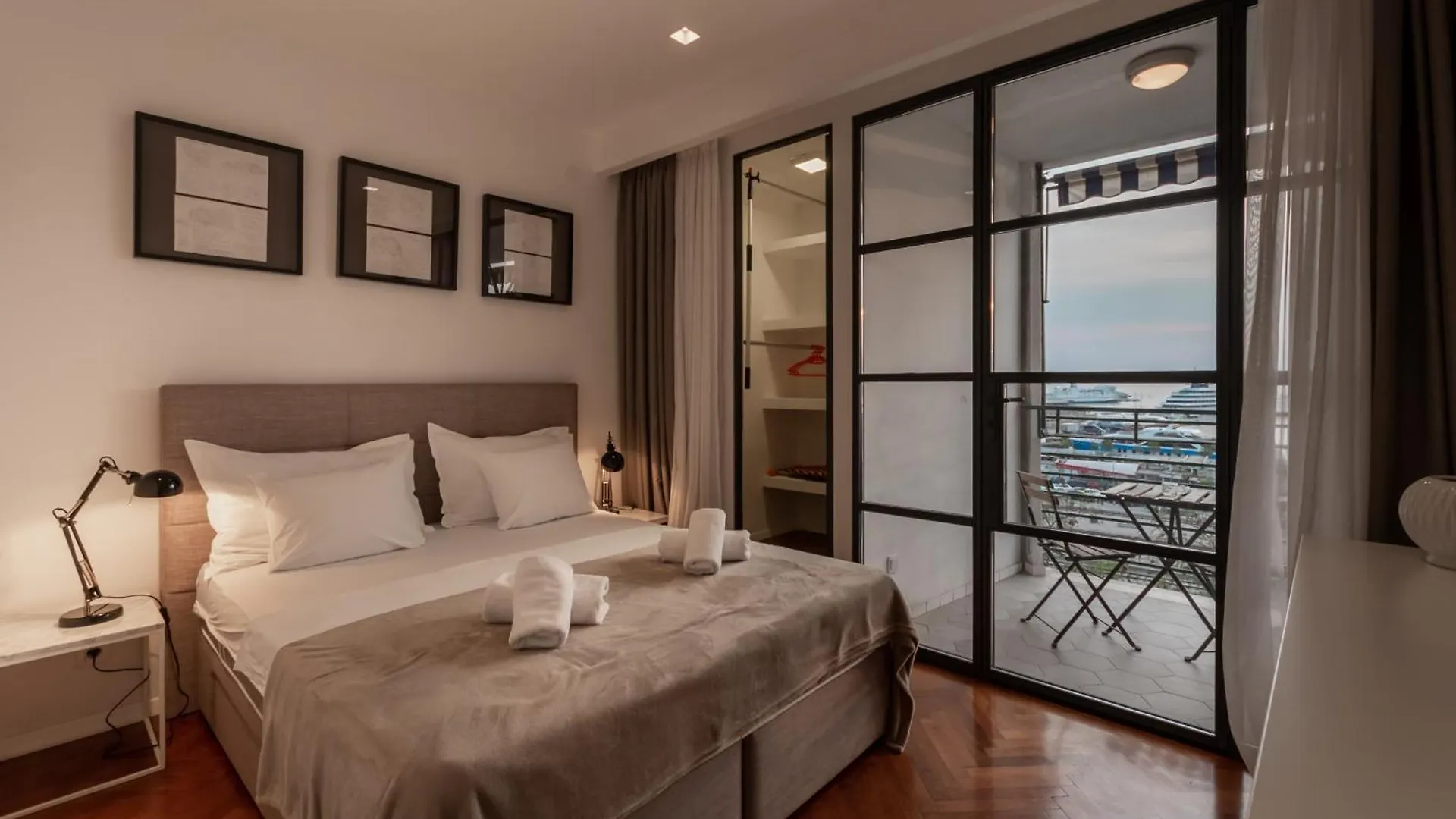 Bregos Superior Apartment - Unique Design 3-Br - Unbelievable Panoramic View Of Split - Walking Distance From Unesco Palace And Bacvice Beach - Free Parking - Buralux Properties 克罗地亚