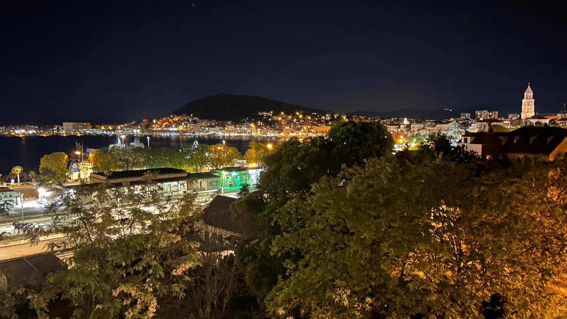 Bregos Superior Apartment - Unique Design 3-Br - Unbelievable Panoramic View Of Split - Walking Distance From Unesco Palace And Bacvice Beach - Free Parking - Buralux Properties Horvátország